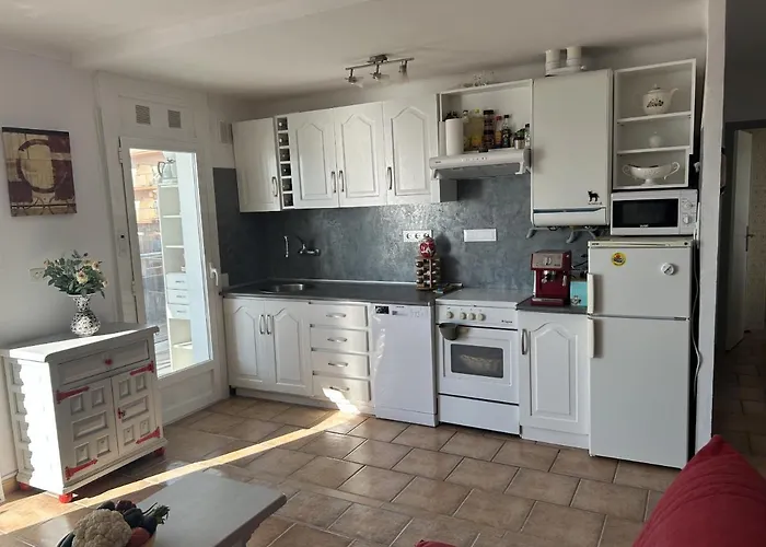 Front De 35 Appartement
