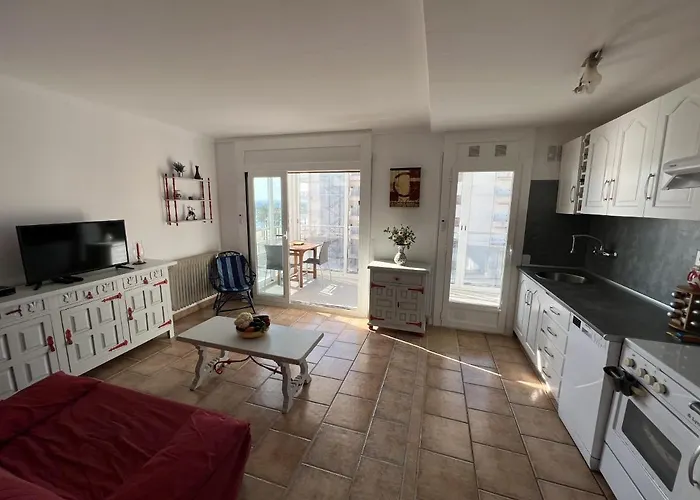 Appartement Front De 35
